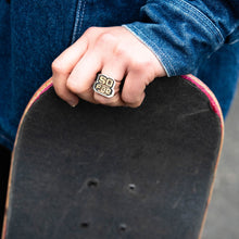 Load image into Gallery viewer, The Great Frog Silver and Gold mix Rings